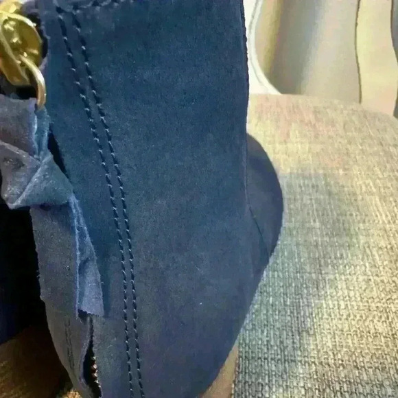 Boden Suede Ankle Boot Size 38/7.5US NAVY - Picture 7 of 8